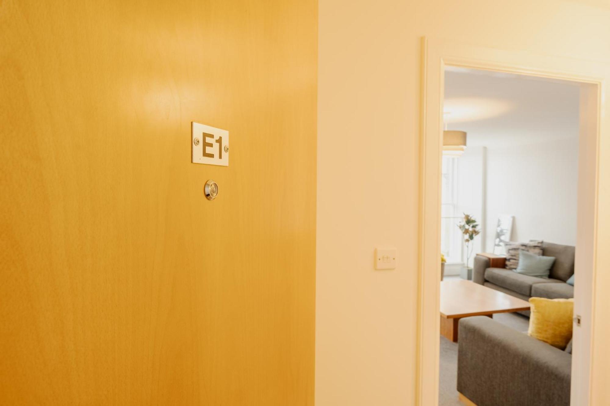Apartment Henrys Apartment, Accommodates 6 Guests Dundee