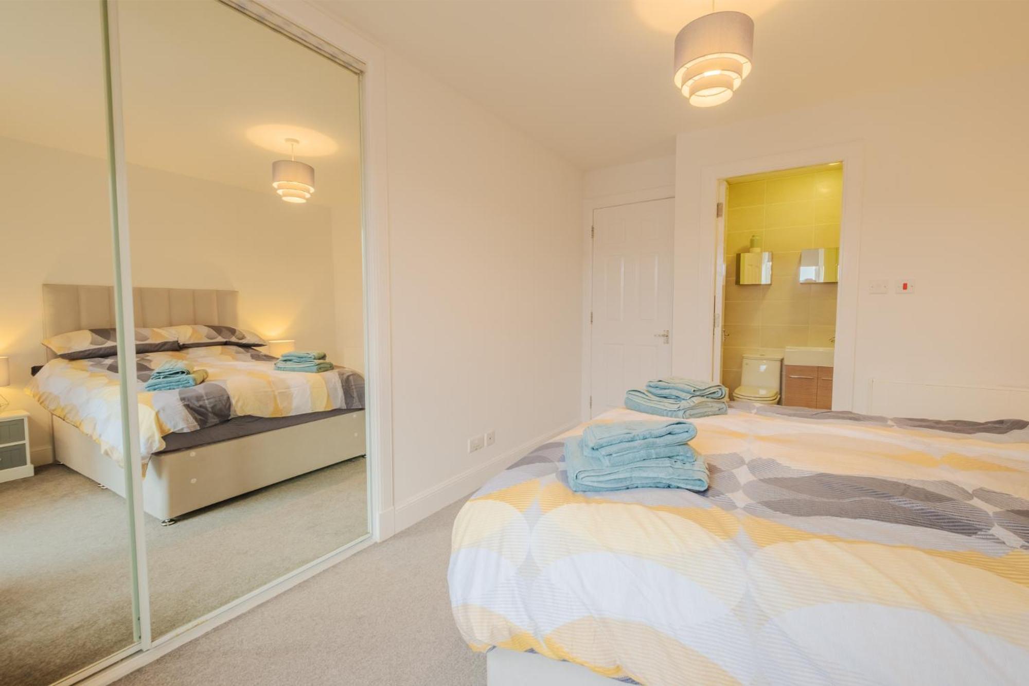 Apartment Henrys Apartment, Accommodates 6 Guests Dundee